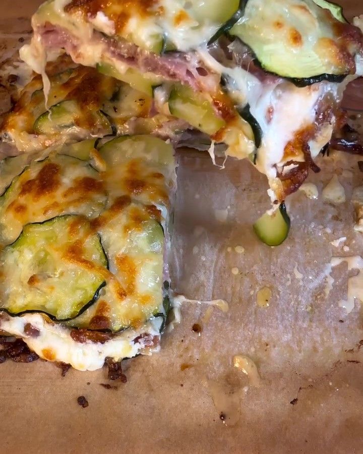 Calabacín relleno de queso