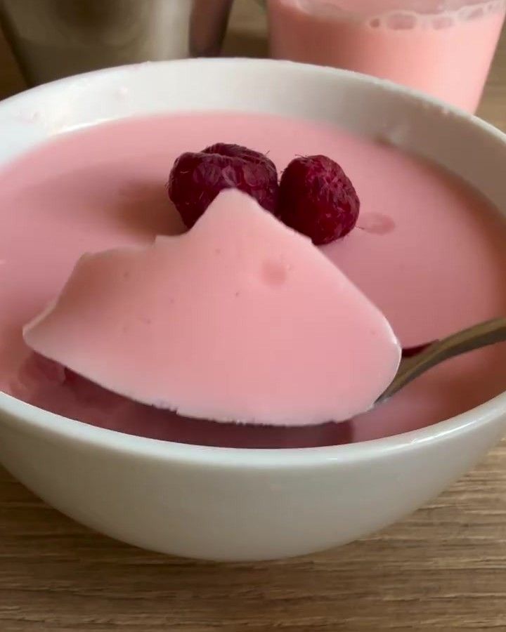 Postre de yogur y gelatina